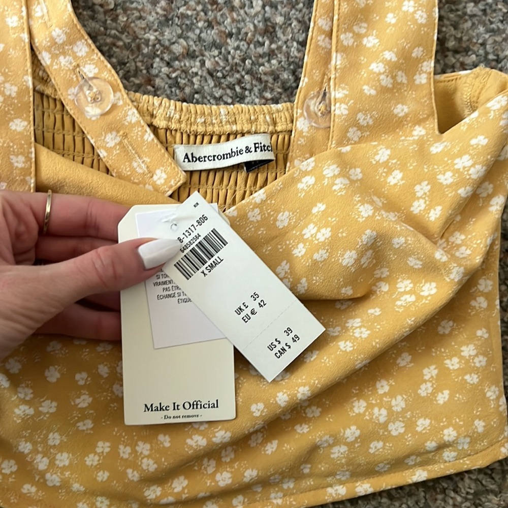 NWT Abercrombie crop tank - yellow floral - XS - Picture 3 of 3